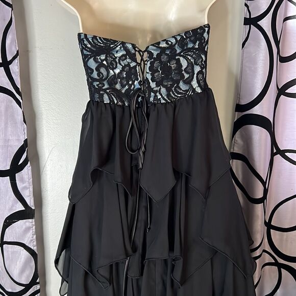 Teeze Me lace bustier dress with asymmetrical layers size 5 - Picture 13 of 13